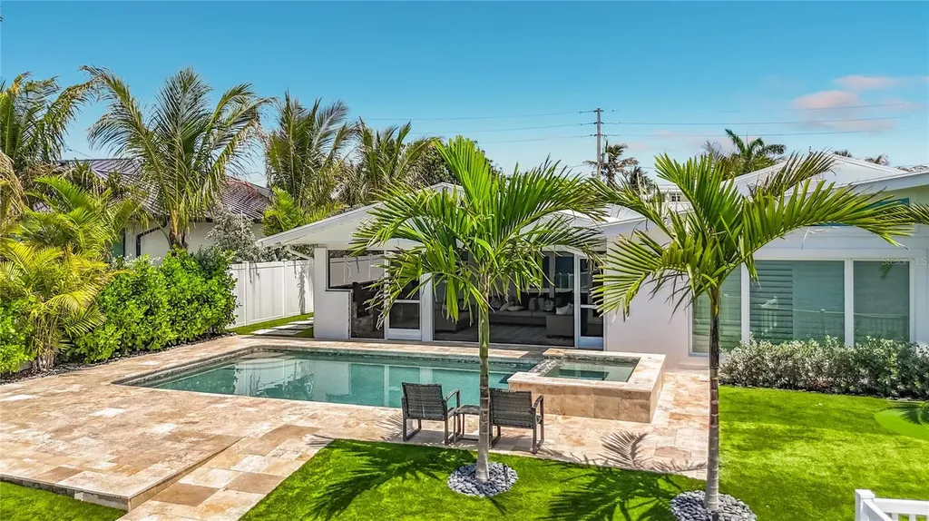 605 Key Royale Drive Bradenton Beach FL 34217