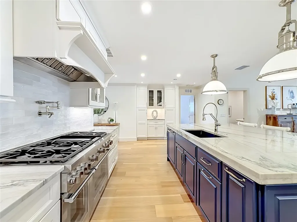 605 Key Royale Drive Bradenton Beach FL 34217