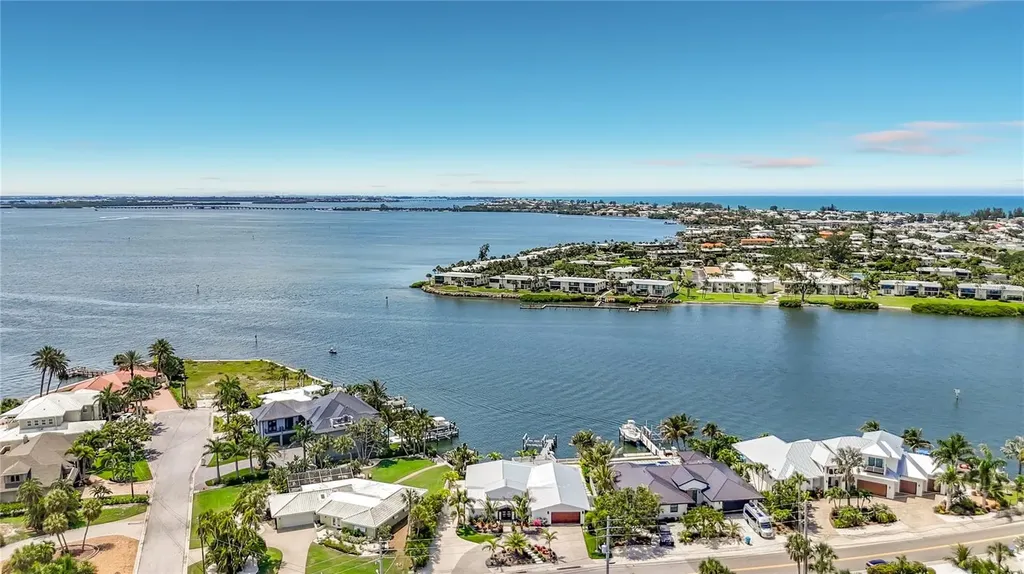 605 Key Royale Drive Bradenton Beach FL 34217