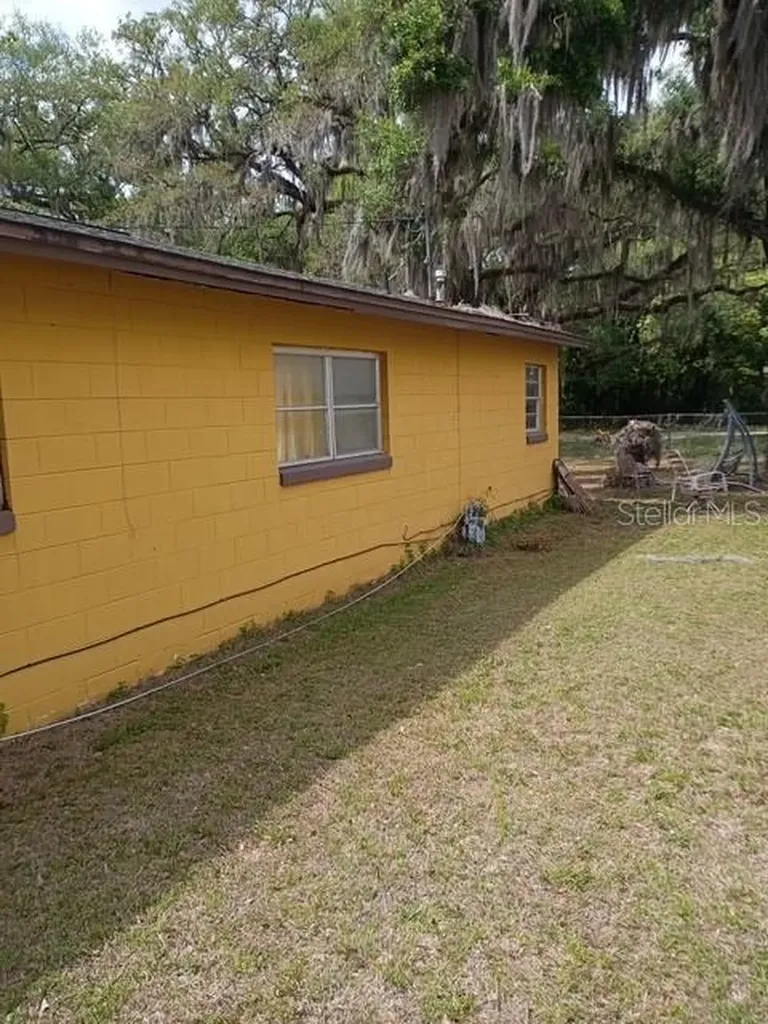 1806 Center Street Leesburg FL 34748