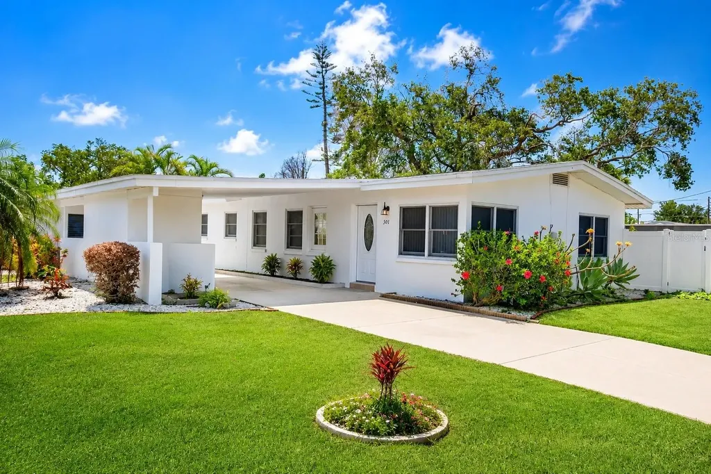 301 41st Avenue St Pete Beach FL 33706