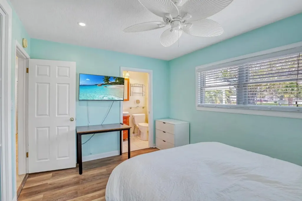 301 41st Avenue St Pete Beach FL 33706