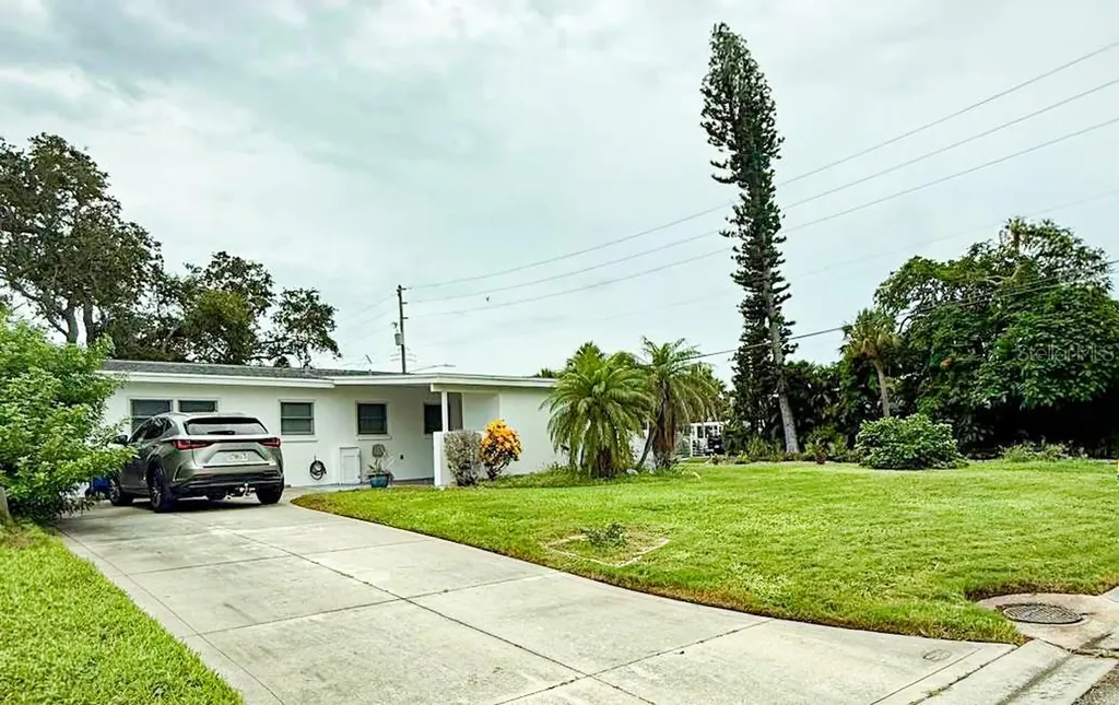 301 41st Avenue St Pete Beach FL 33706