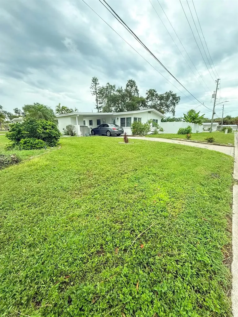 301 41st Avenue St Pete Beach FL 33706