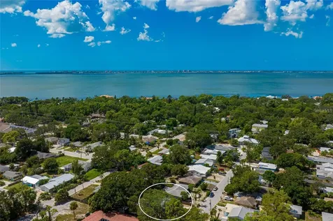 864 41ST Street Sarasota FL 34234