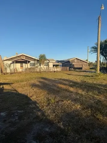 2203 42nd Street E Bradenton FL 34208
