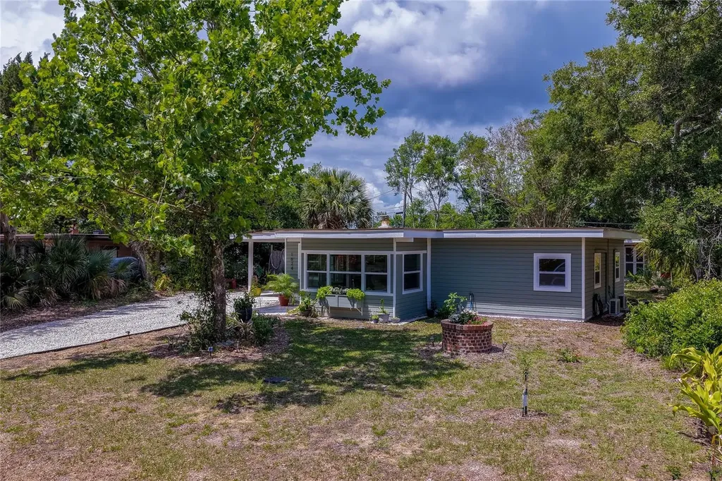 1624 Cordova Avenue Daytona Beach FL 32117