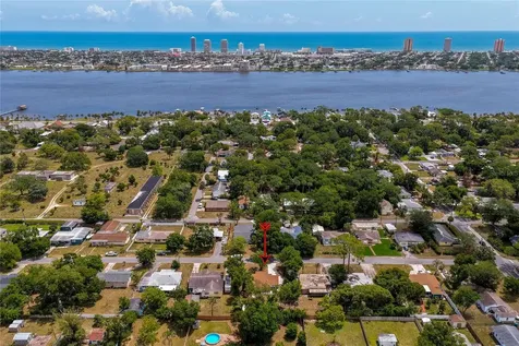 1624 Cordova Avenue Daytona Beach FL 32117