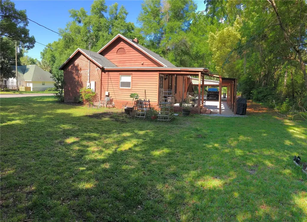 2060 NW 3rd Avenue Gainesville FL 32607