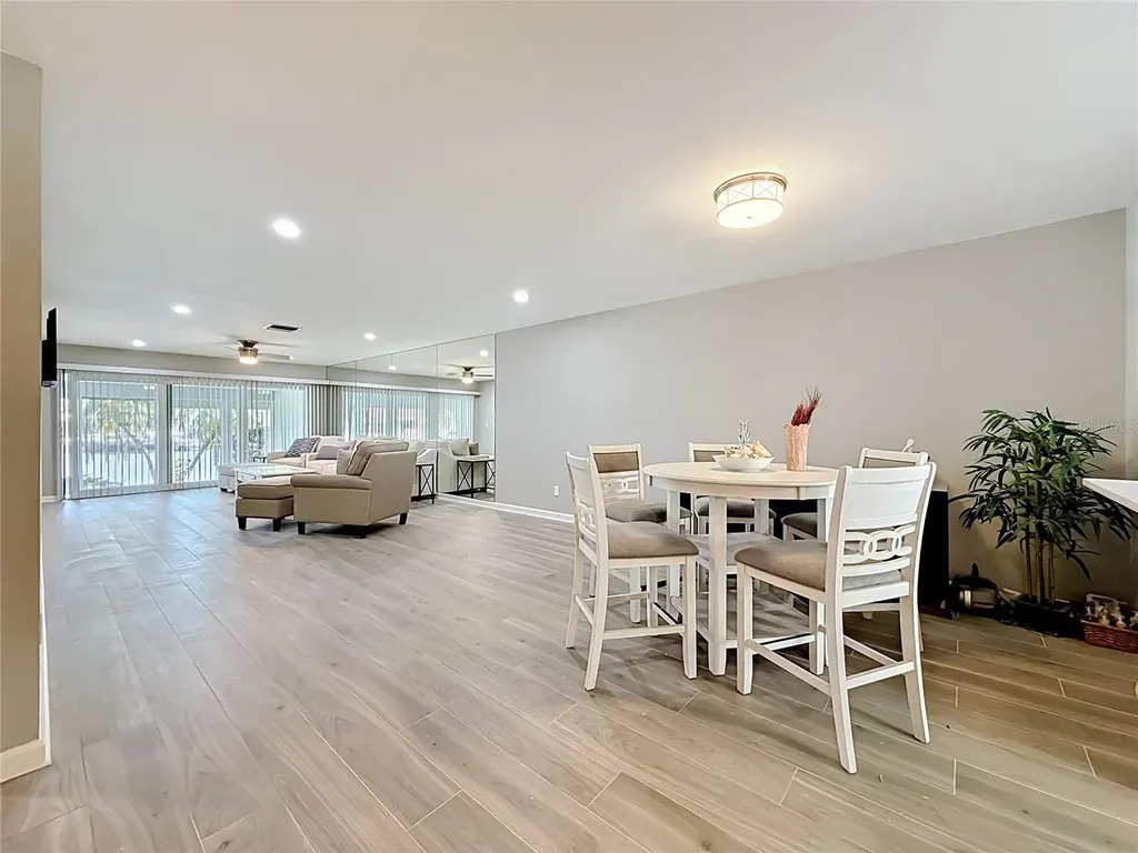 355 Boca Ciega Point Boulevard St Petersburg FL 33708