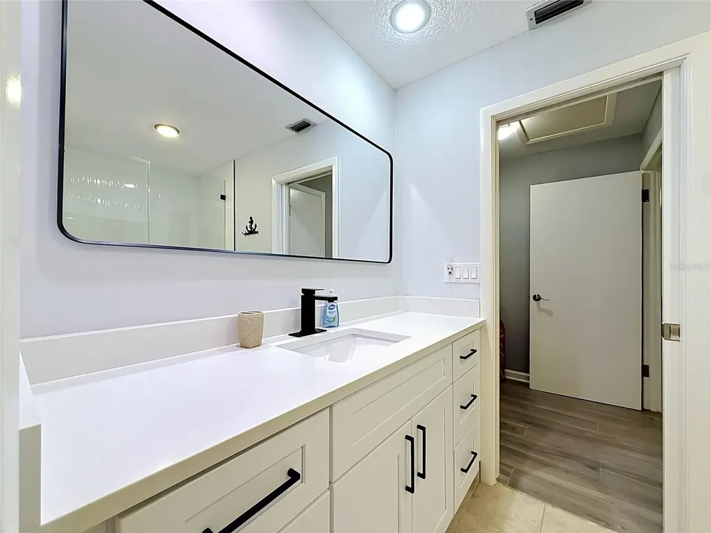 355 Boca Ciega Point Boulevard St Petersburg FL 33708