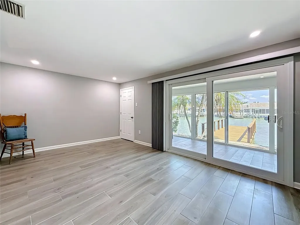 355 Boca Ciega Point Boulevard St Petersburg FL 33708