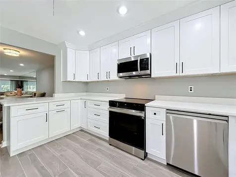 355 Boca Ciega Point Boulevard St Petersburg FL 33708