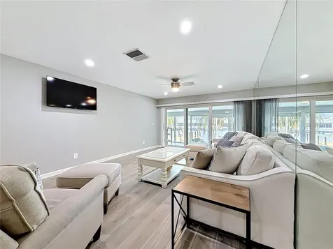 355 Boca Ciega Point Boulevard St Petersburg FL 33708
