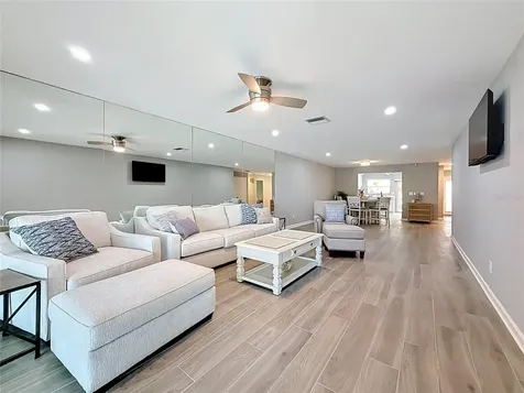 355 Boca Ciega Point Boulevard St Petersburg FL 33708