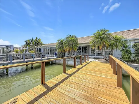 355 Boca Ciega Point Boulevard St Petersburg FL 33708