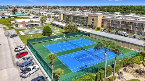 355 Boca Ciega Point Boulevard St Petersburg FL 33708
