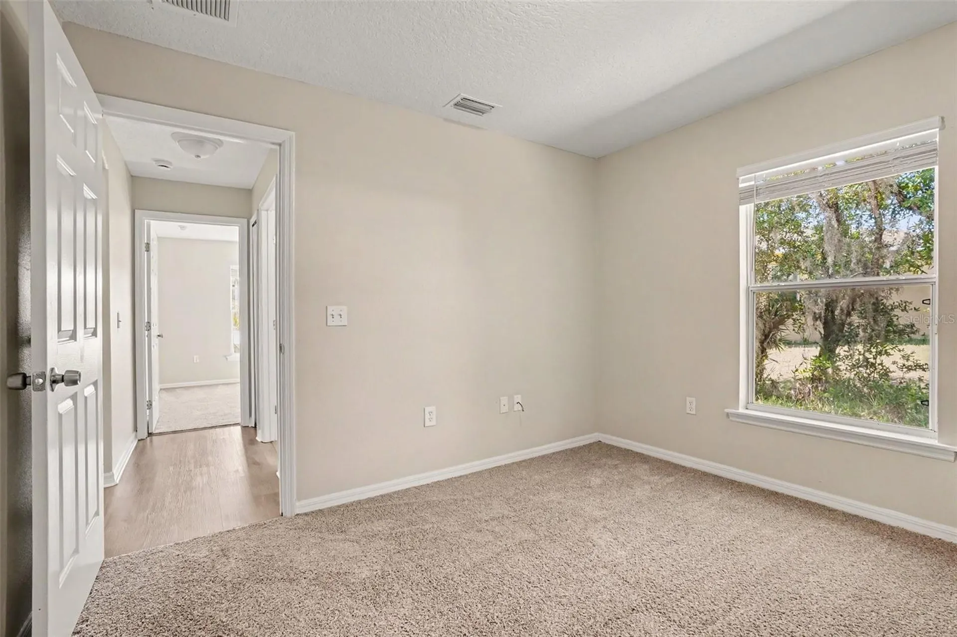 1906 Lakeview Way Kissimmee FL 34759