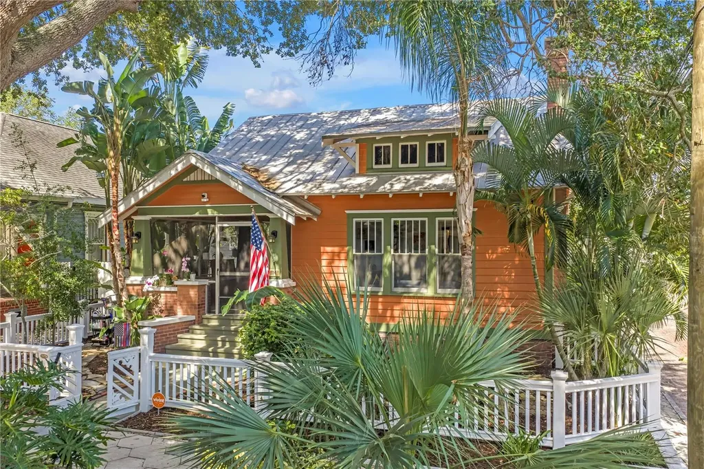 1114 3rd Street N St Petersburg FL 33701