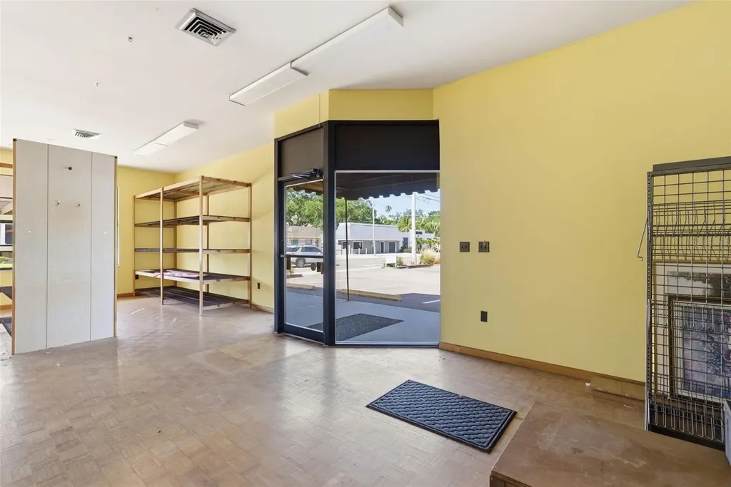 3233 W Bay To Bay Boulevard Tampa FL 33629