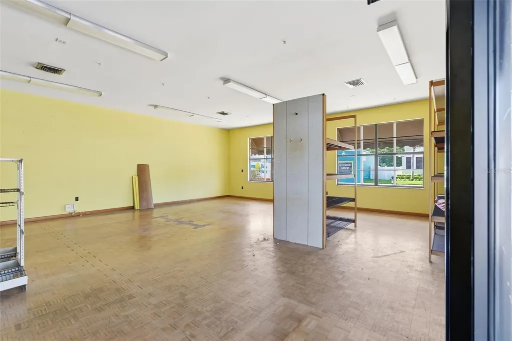 3233 W Bay To Bay Boulevard Tampa FL 33629