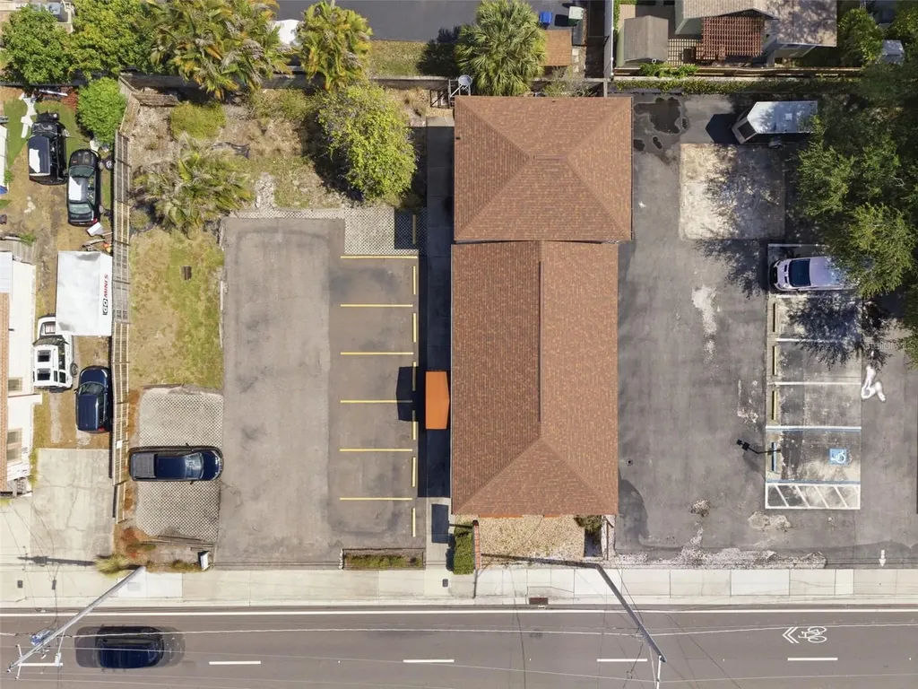 3233 W Bay To Bay Boulevard Tampa FL 33629
