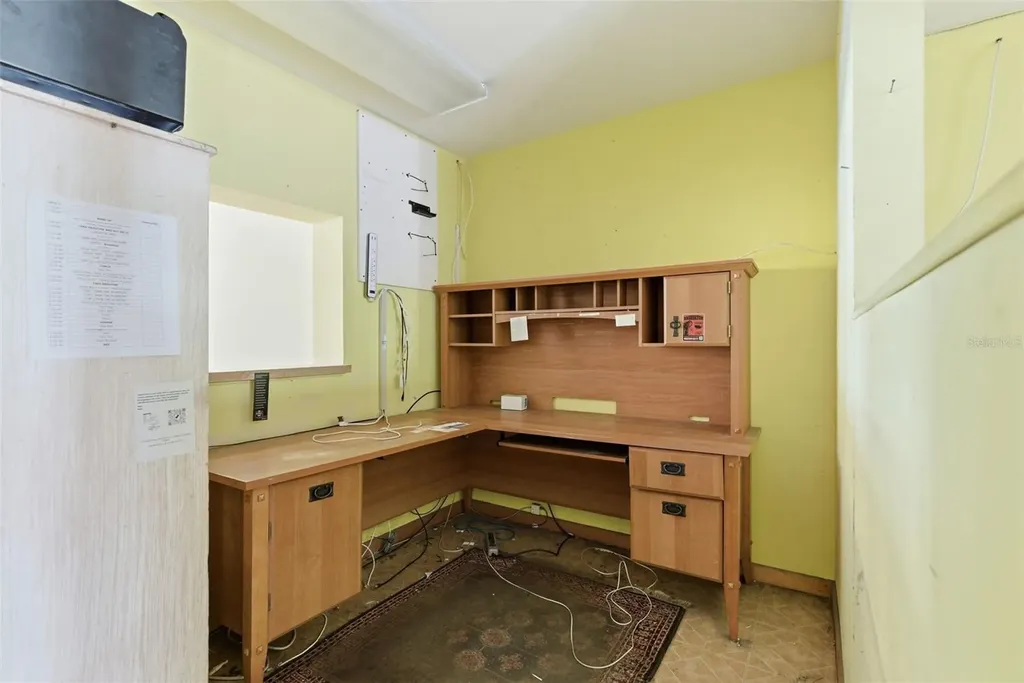 3233 W Bay To Bay Boulevard Tampa FL 33629