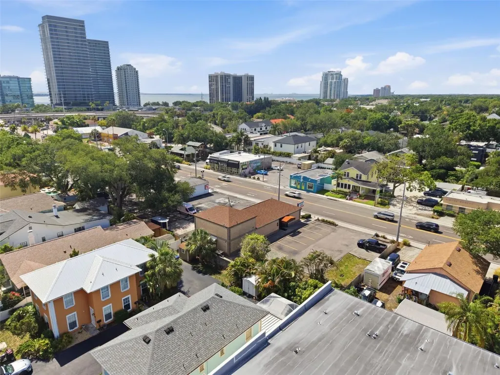 3233 W Bay To Bay Boulevard Tampa FL 33629
