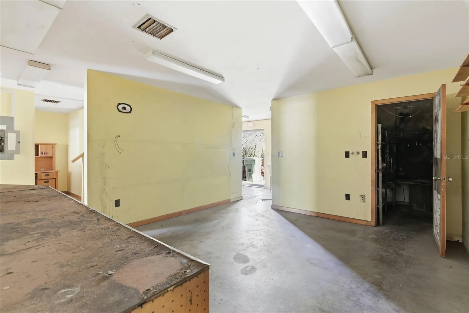 3233 W Bay To Bay Boulevard Tampa FL 33629