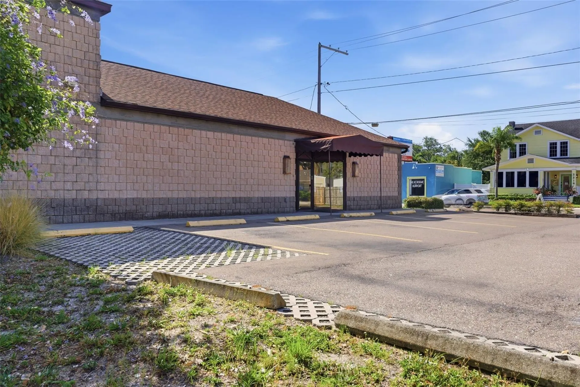 3233 W Bay To Bay Boulevard Tampa FL 33629