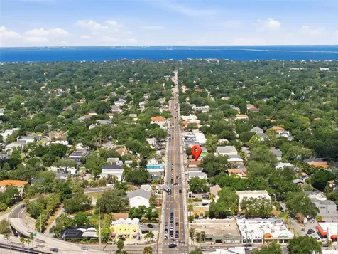 3233 W Bay To Bay Boulevard Tampa FL 33629