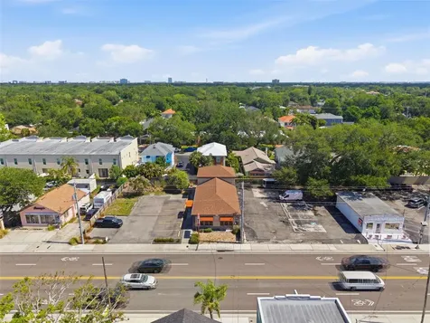 3233 W Bay To Bay Boulevard Tampa FL 33629
