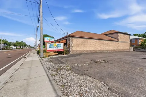 3233 W Bay To Bay Boulevard Tampa FL 33629