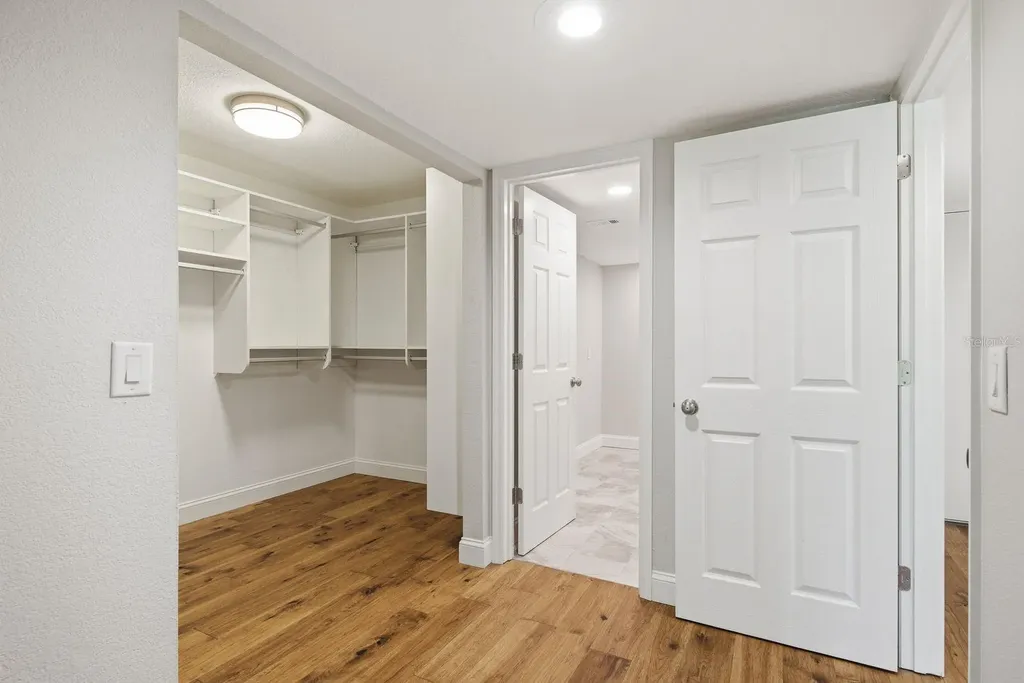 125 Mariner Drive Tarpon Springs FL 34689