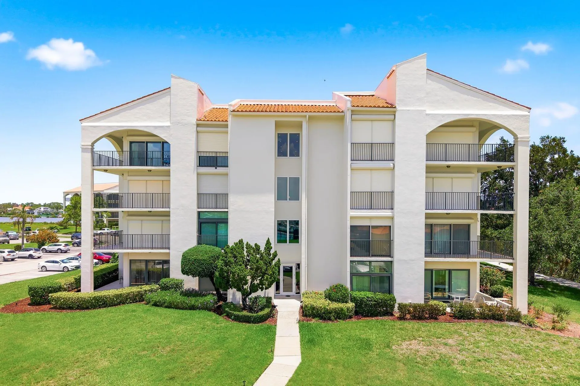 125 Mariner Drive Tarpon Springs FL 34689