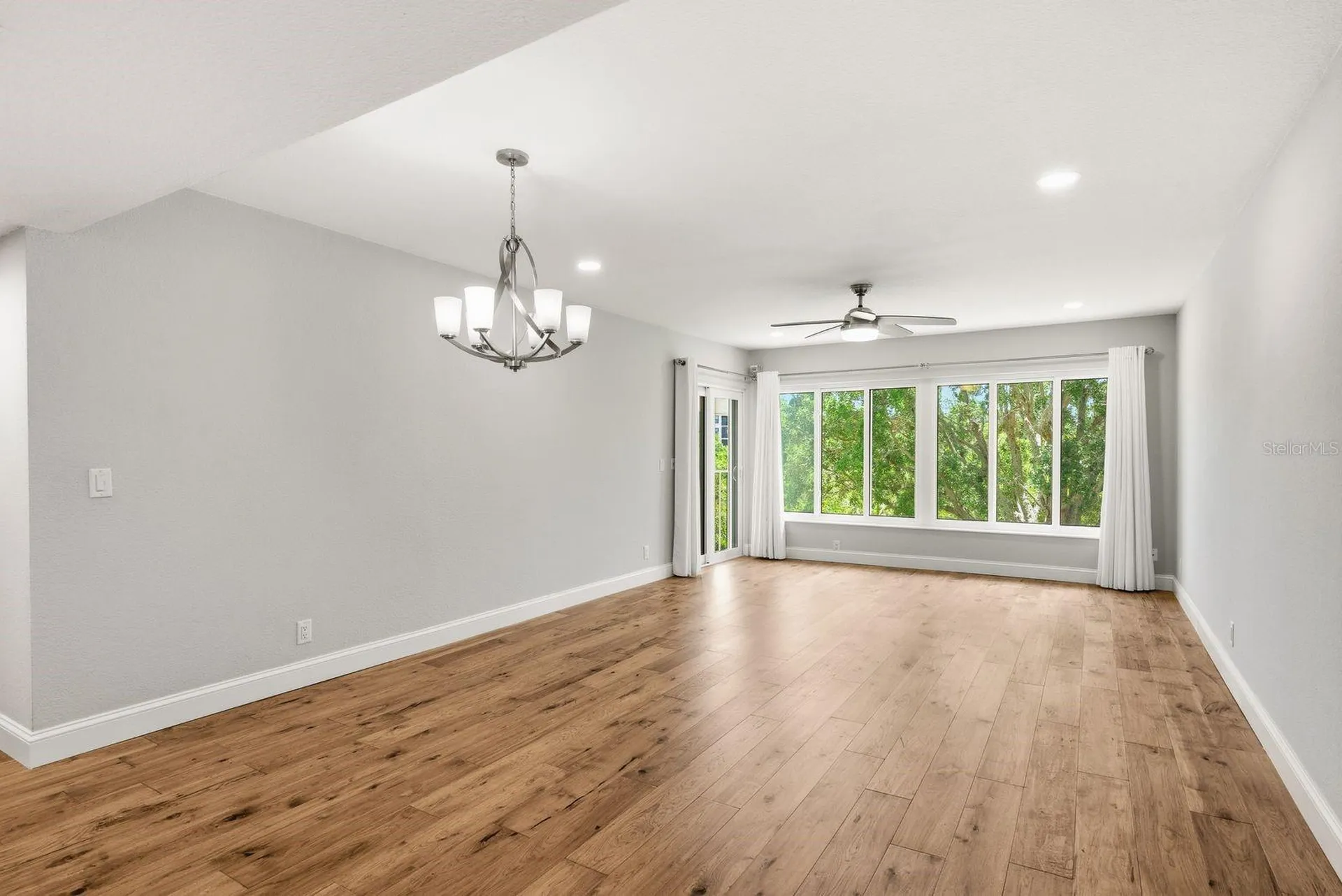 125 Mariner Drive Tarpon Springs FL 34689