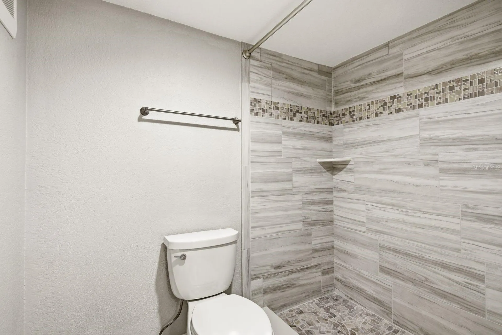 125 Mariner Drive Tarpon Springs FL 34689