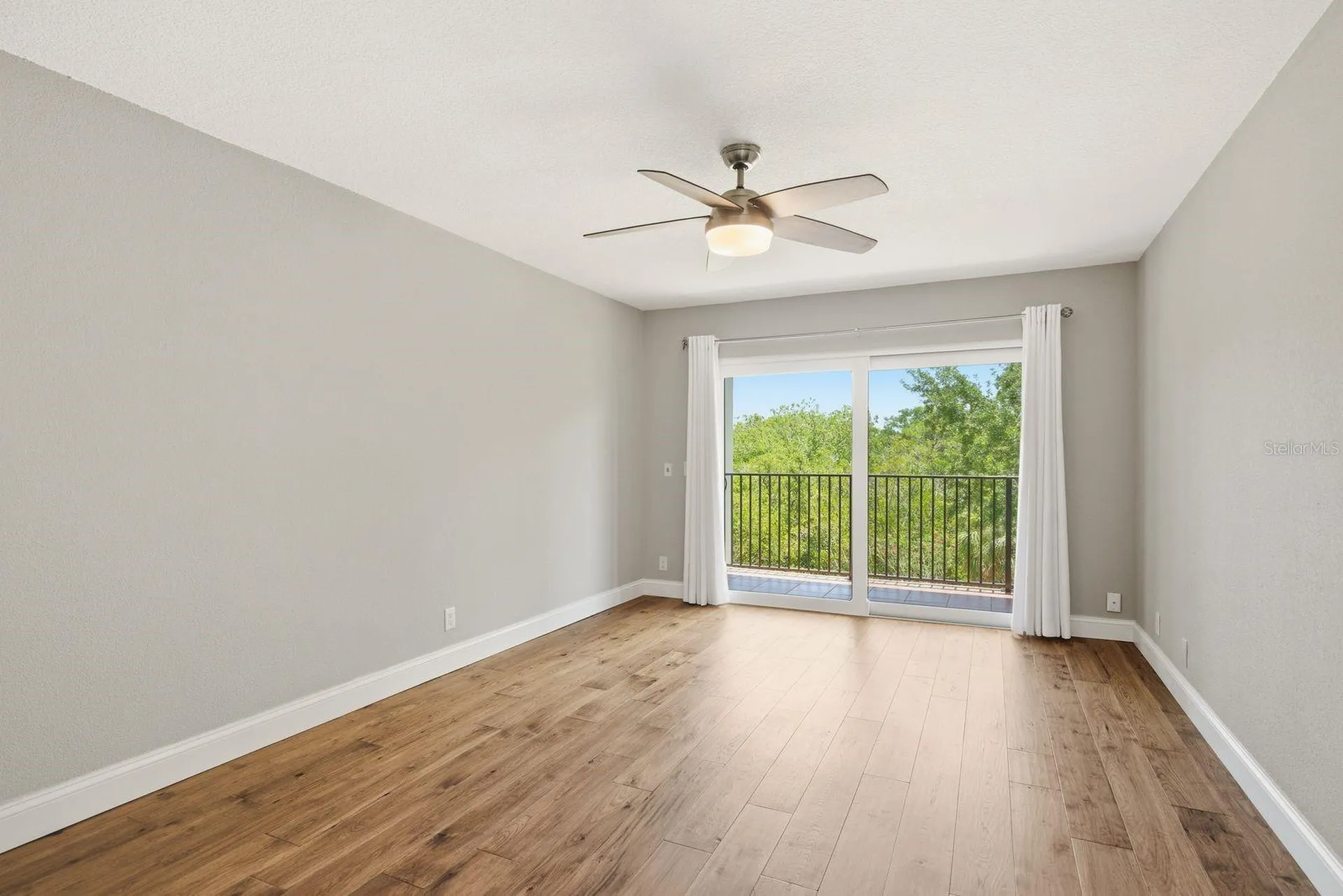 125 Mariner Drive Tarpon Springs FL 34689