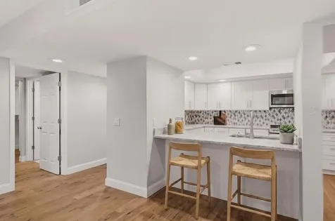 125 Mariner Drive Tarpon Springs FL 34689