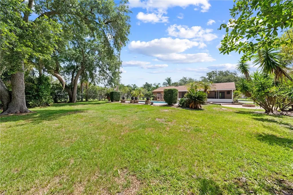 2440 Crane Court St Cloud FL 34771
