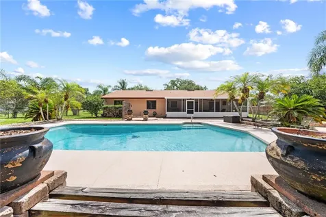2440 Crane Court St Cloud FL 34771