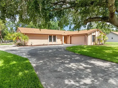 2440 Crane Court St Cloud FL 34771
