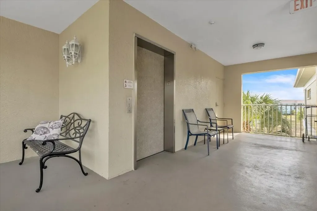 19335 Water Oak Drive Port Charlotte FL 33948