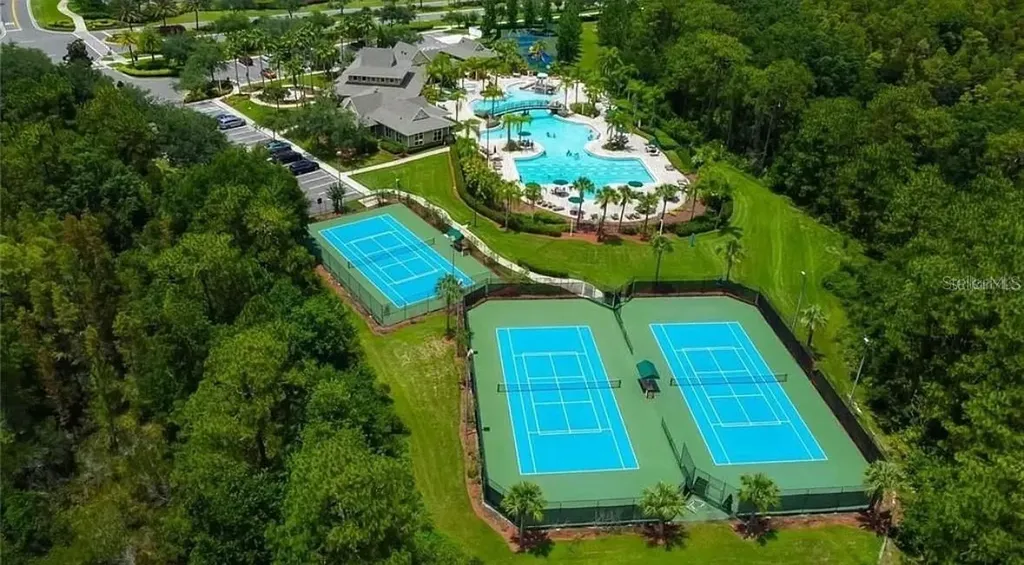 20314 Noble Oak Place Tampa FL 33647