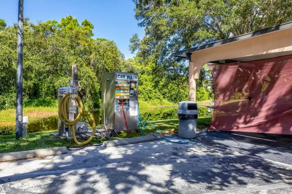 4138 Central Sarasota Parkway Sarasota FL 34238