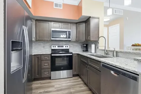 4138 Central Sarasota Parkway Sarasota FL 34238