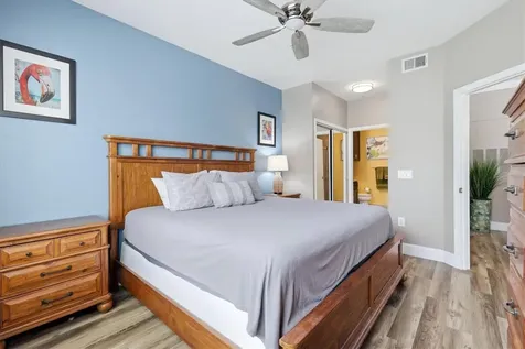 4138 Central Sarasota Parkway Sarasota FL 34238