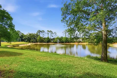 4138 Central Sarasota Parkway Sarasota FL 34238