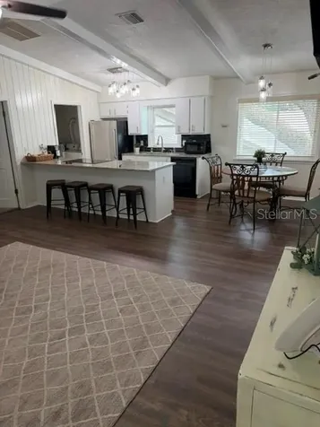 112 N Poplar Avenue Sanford FL 32771