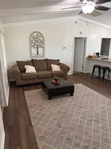 112 N Poplar Avenue Sanford FL 32771